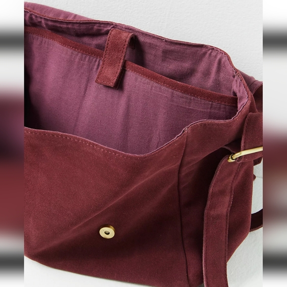 NWOT FREE PEOPLE ZAHARA SUEDE MULBERRY MESSENGER BAG - Picture 8 of 14